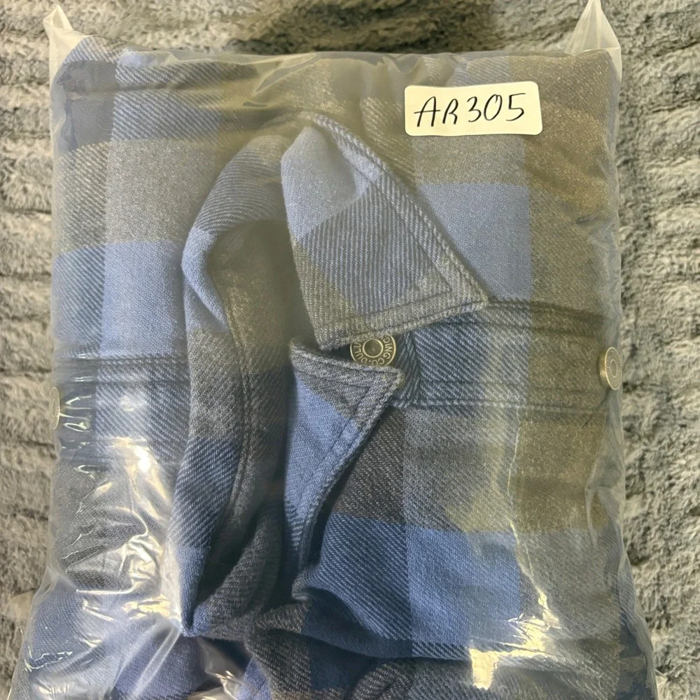 Duluth Trading Co Mens Large Fleece Lined Flannel Shirt Jacket Blue Plaid Cotton